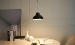 Pendelleuchte, 1-flammig, schwarz/ Metall