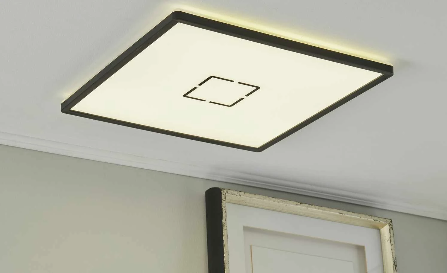LED-Deckenleuchte, schwarz mit Hintergrundbeleuchtung