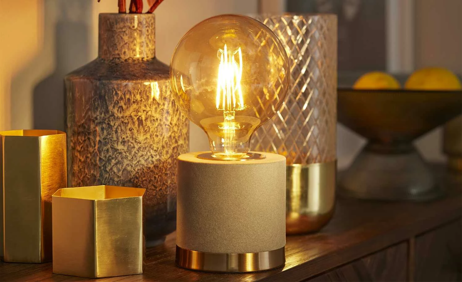 Trio Tischleuchte 1-flammig, Samt grau