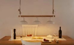 Pendelleuchte, 3-flammig, weiß/Holz mit Tau