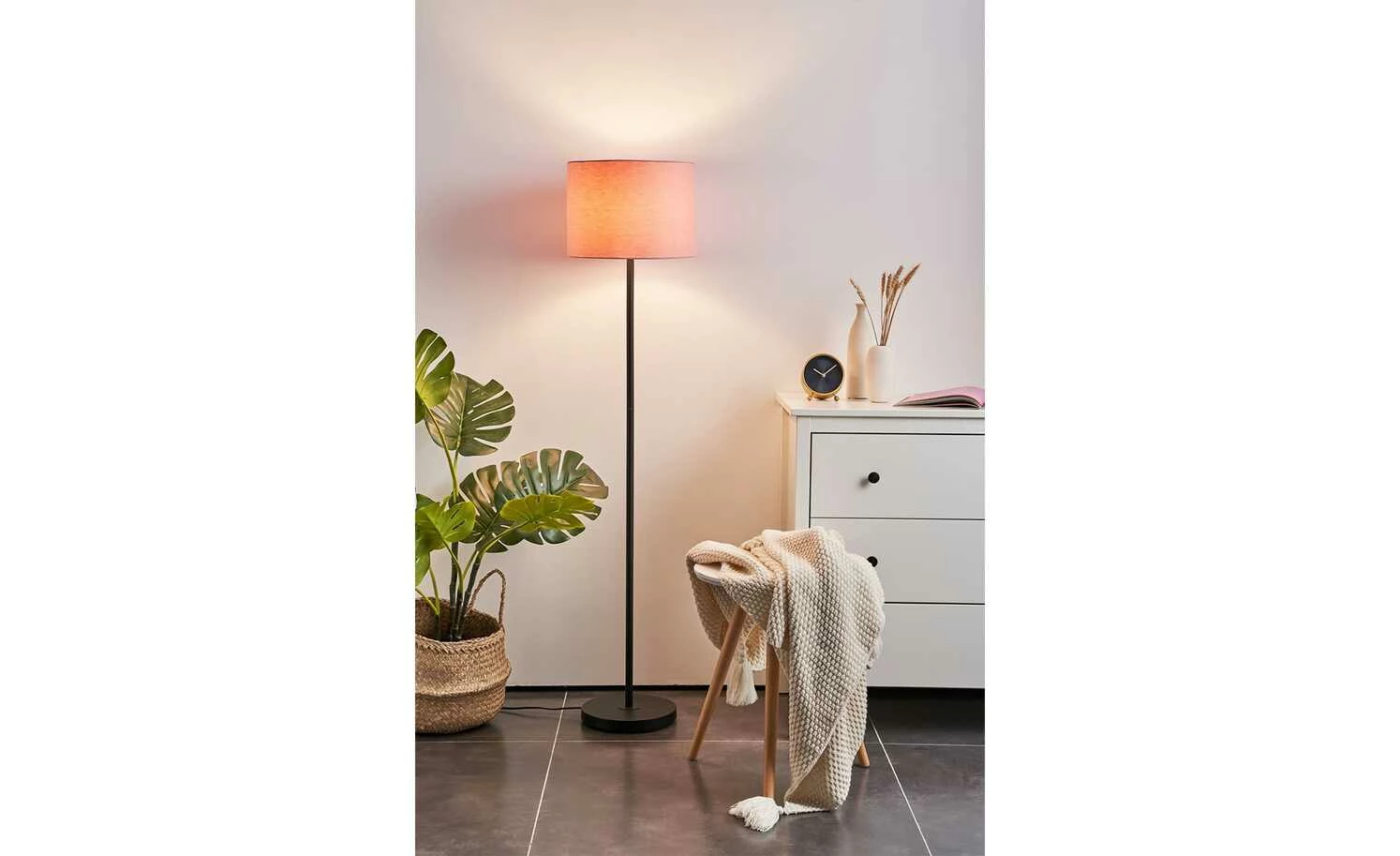 Stehleuchte, 1-flammig, Stoffschirm rosa