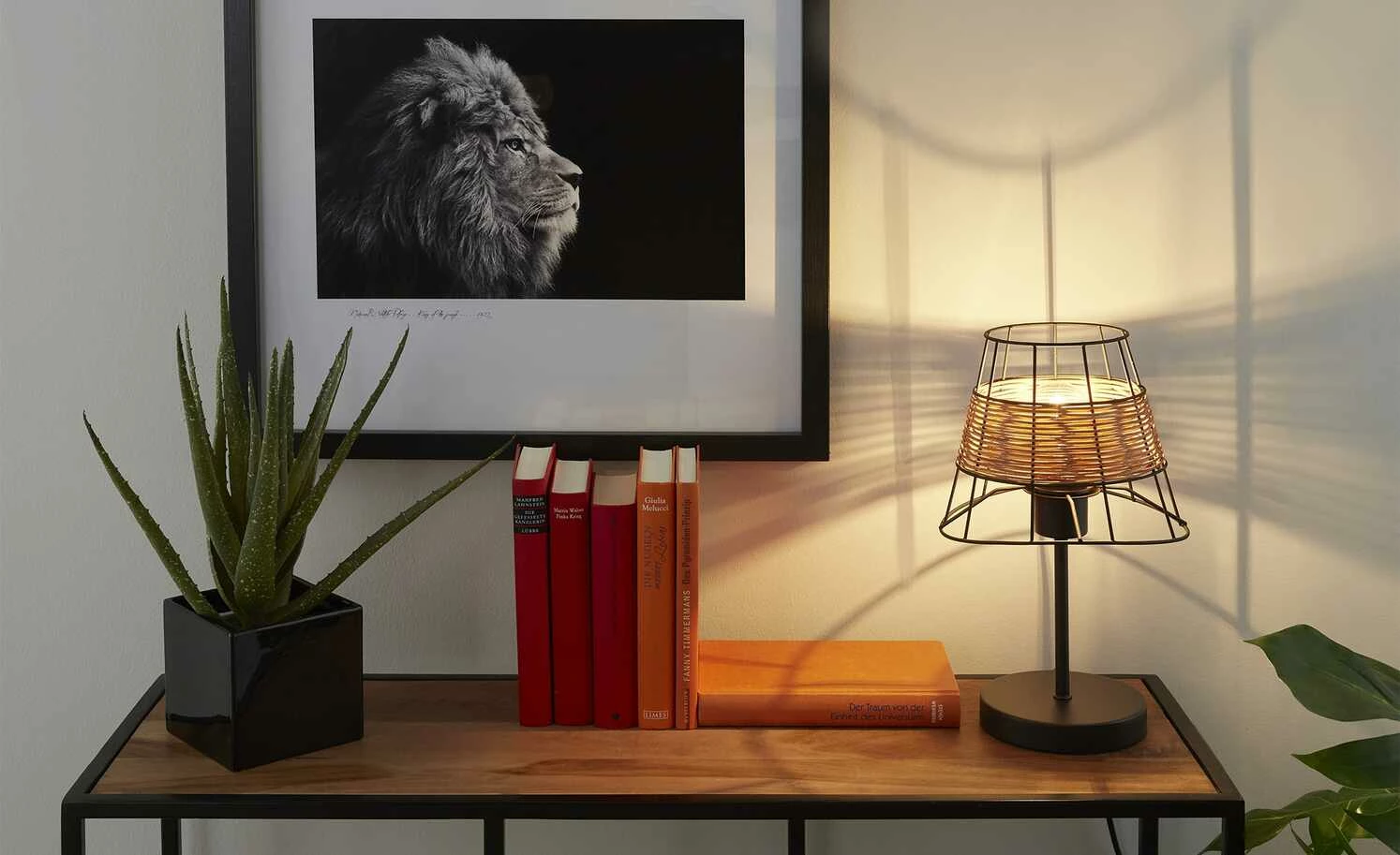Tischleuchte, 1-flammig, Metall/Rattan