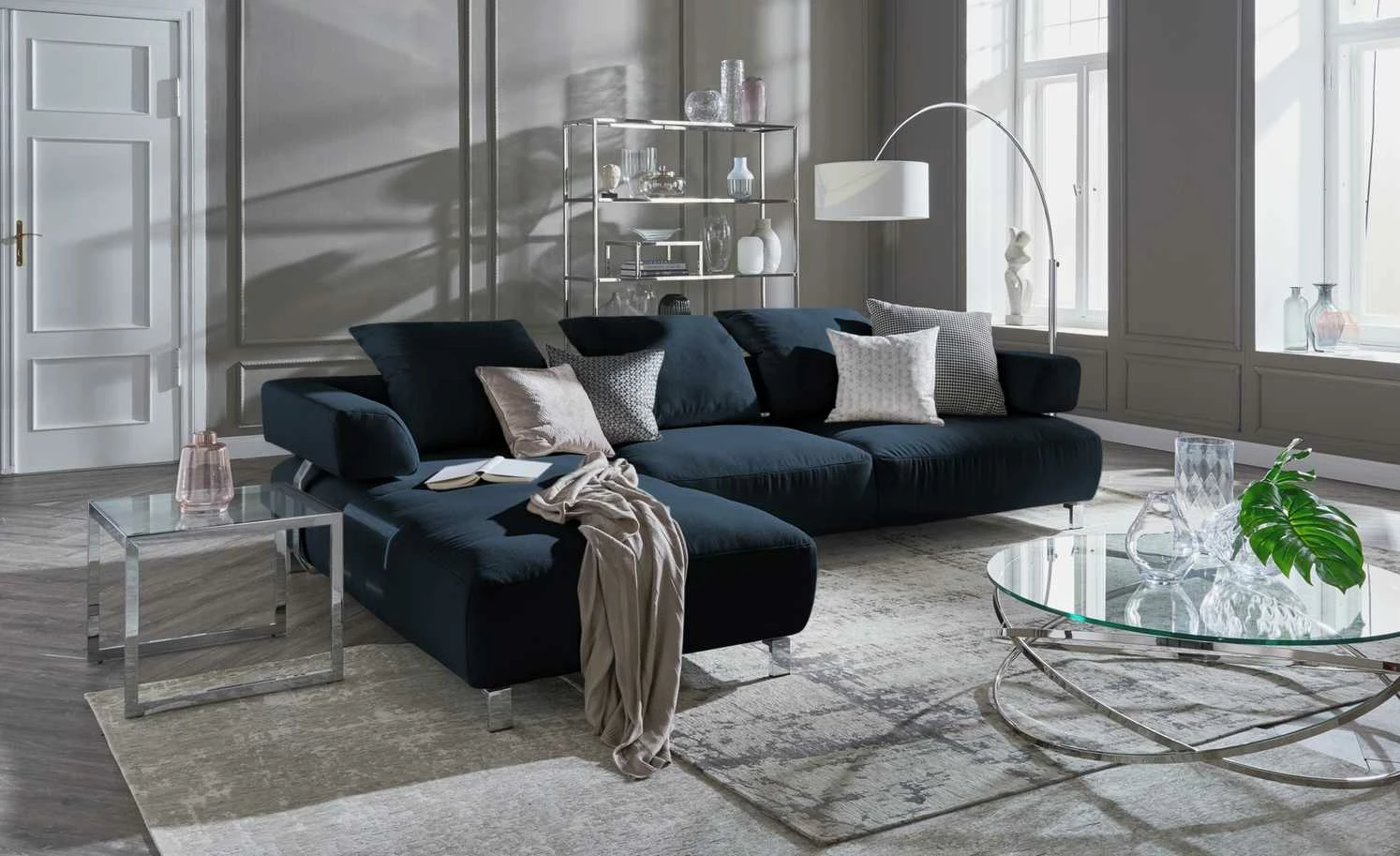 HOME STORY Bogenleuchte mit weißem Stoffschirm – Bild 6